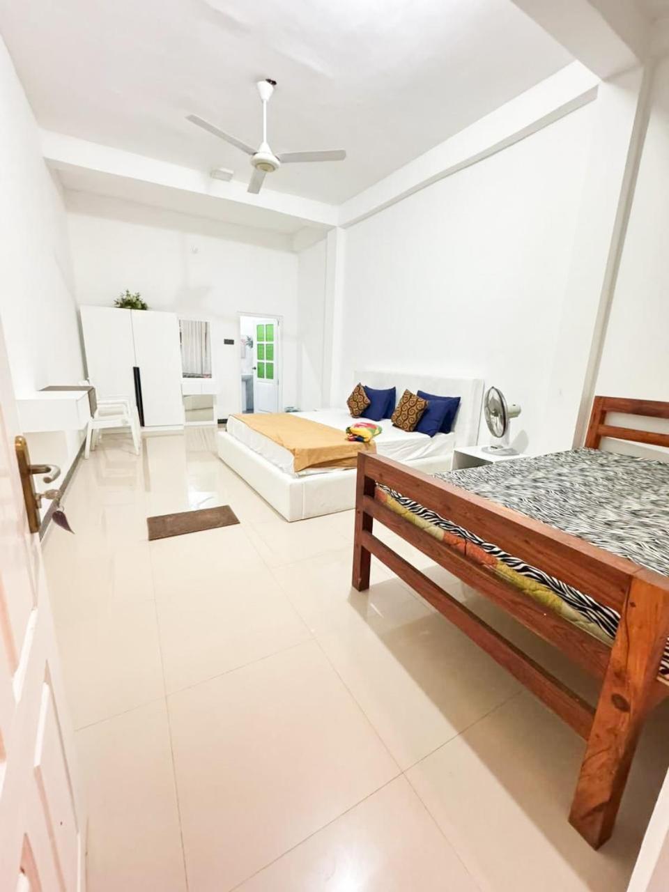 Ceylon Happy Laugh - Ella Hostel Exterior foto