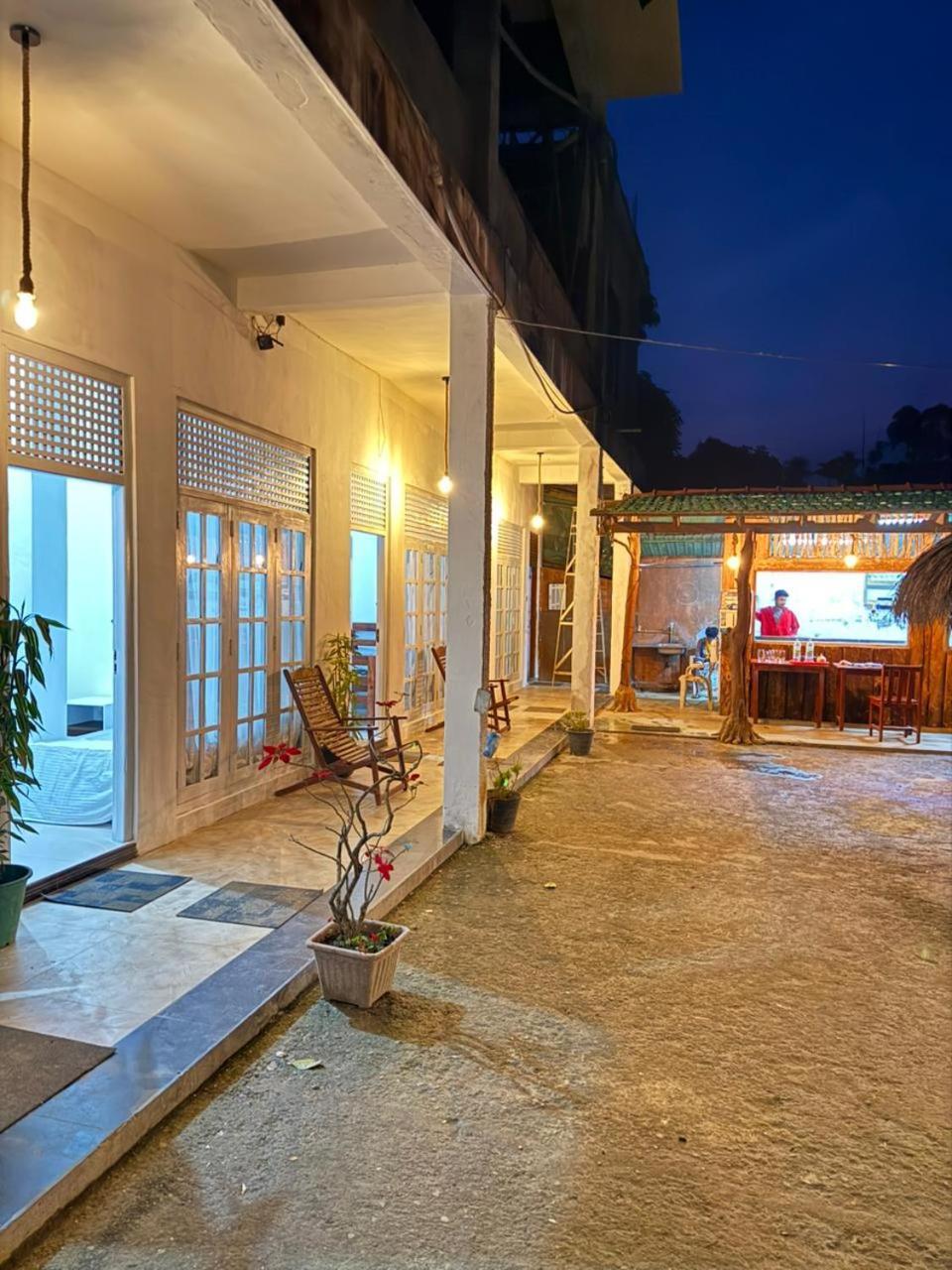 Ceylon Happy Laugh - Ella Hostel Exterior foto