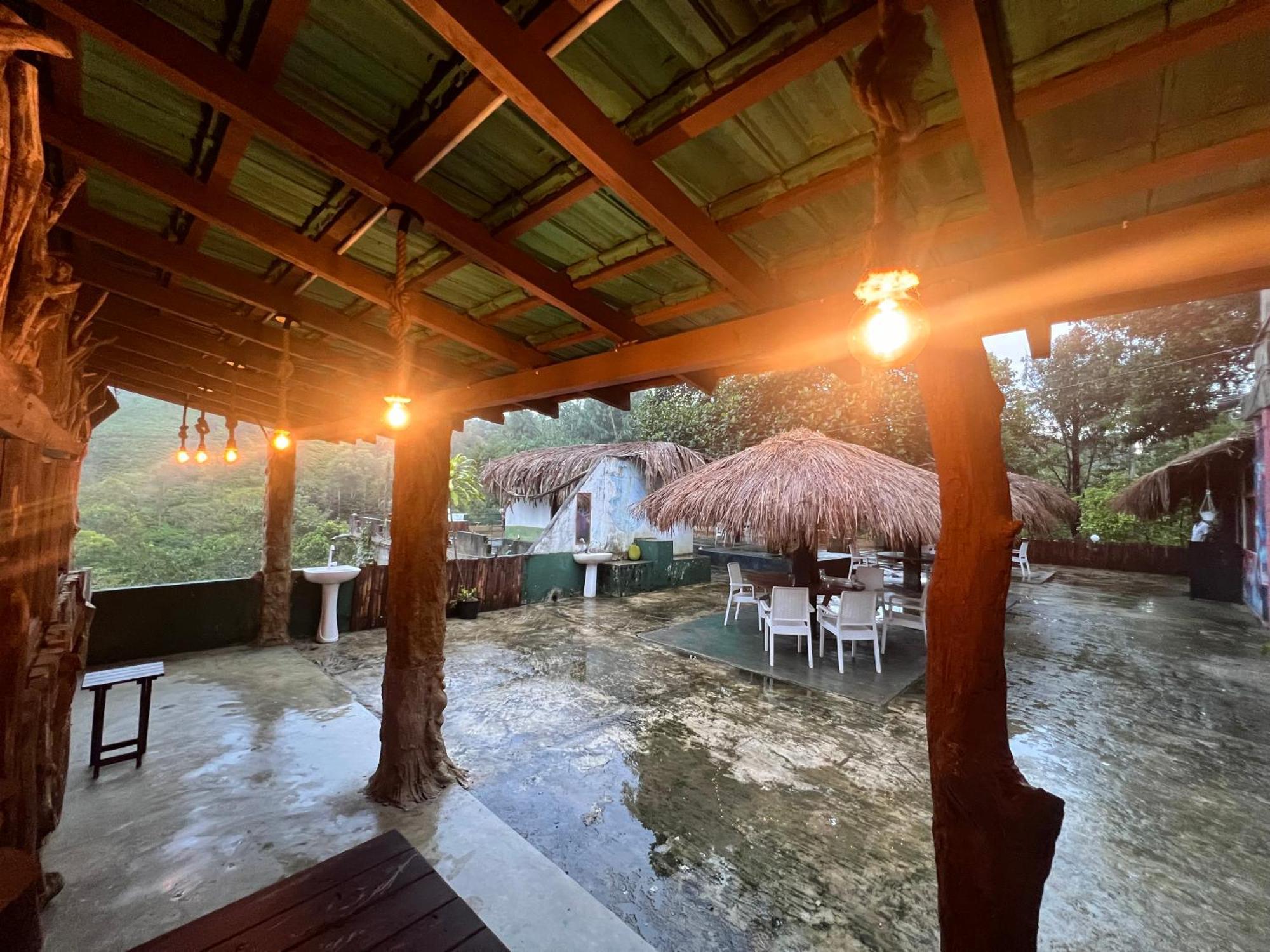 Ceylon Happy Laugh - Ella Hostel Exterior foto